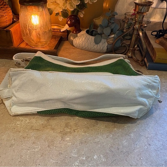 The Sak green purse 100% poly propylene medium size with 7 pockets*project bag* - Picture 7 of 10